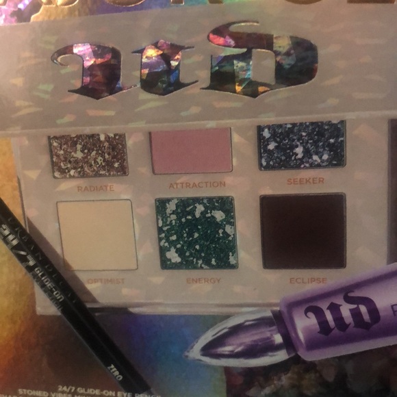 New Urban Decay Major Gems palette, eye pencil in Zero & eyeshadow primer in tin - Picture 10 of 15
